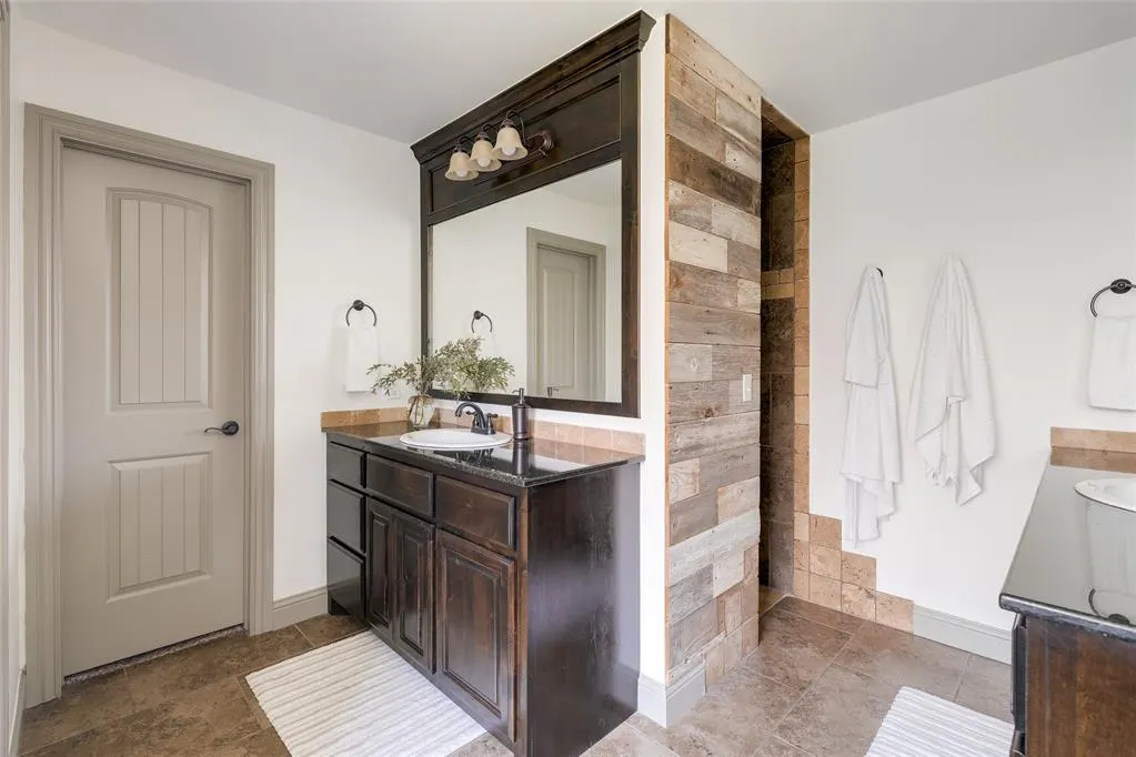Photo 20 — 17500 Murcielago Court, Oklahoma City, OK 73170