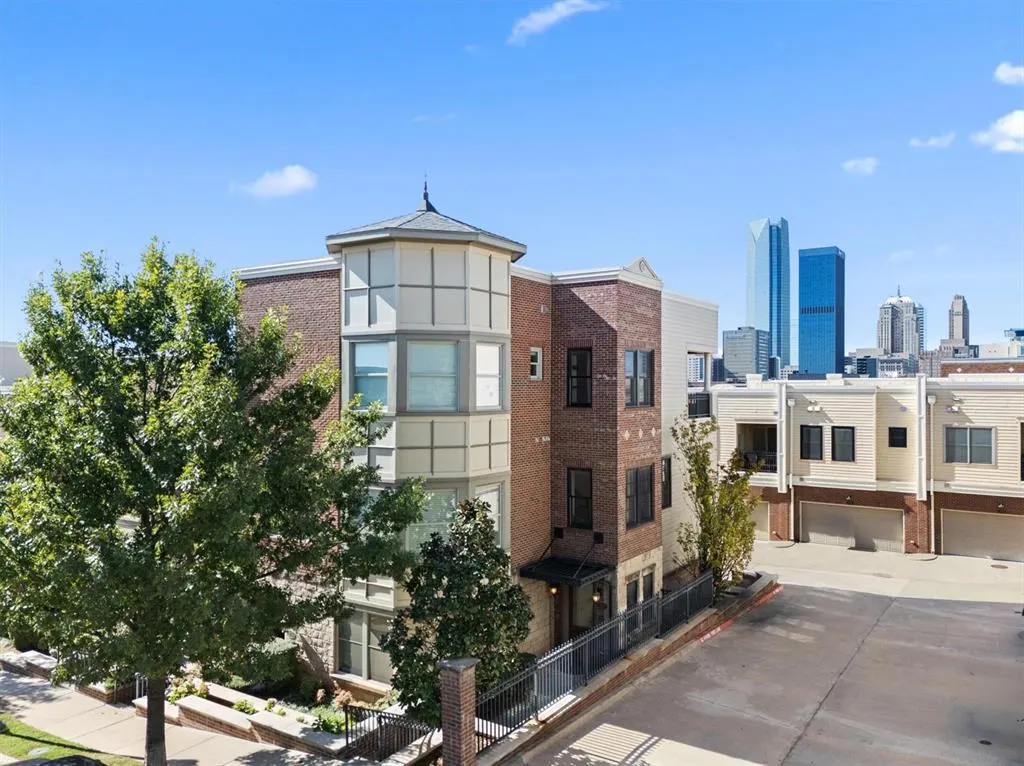 Front exterior — 221 N Geary Avenue 602, Oklahoma City, OK 73104