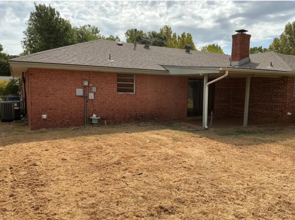 Photo 14 — 1101 Washington Street, Edmond, OK 73034