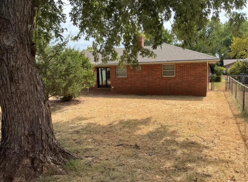 Photo 15 — 1101 Washington Street, Edmond, OK 73034