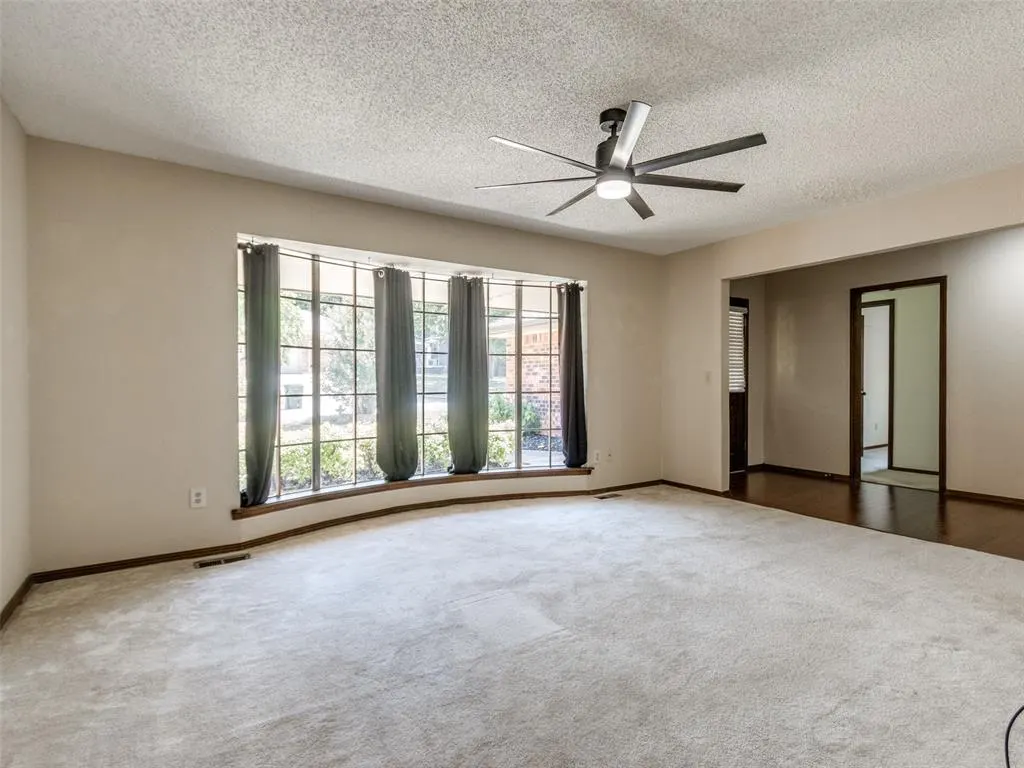 Photo 17 — 229 Chaucer Crescent Street, Midwest City, OK 73130