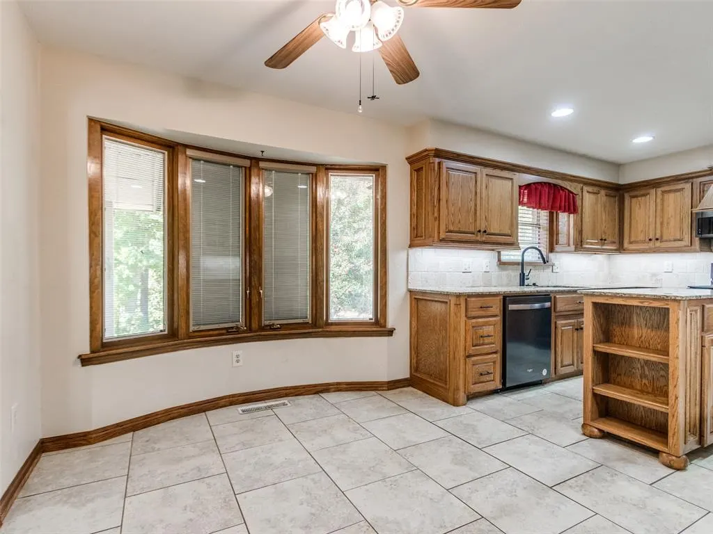Photo 23 — 229 Chaucer Crescent Street, Midwest City, OK 73130