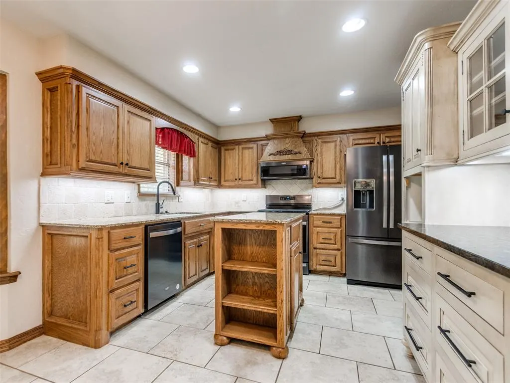 Photo 25 — 229 Chaucer Crescent Street, Midwest City, OK 73130