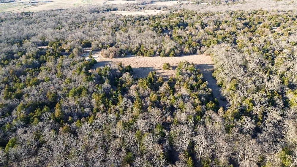 Photo 11 — 24572 W Ropers Road Road, Madill, OK 73446