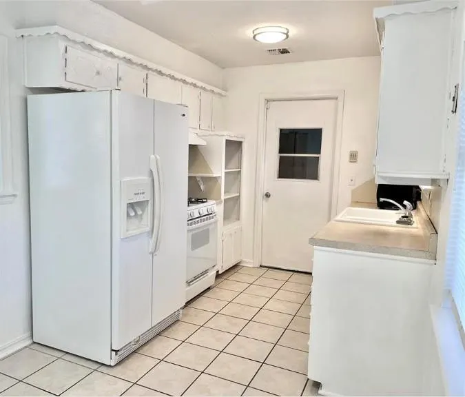 Photo 9 — 1104 N Gale Avenue, Moore, OK 73160