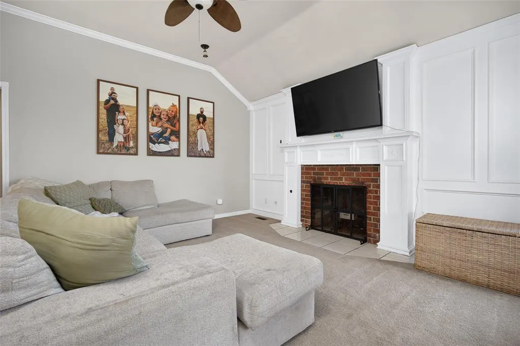 Photo 11 — 613 N Caddell Way, Mustang, OK 73064