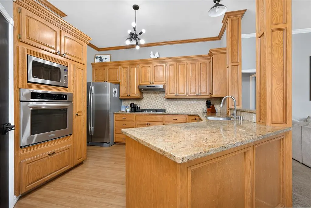 Photo 16 — 613 N Caddell Way, Mustang, OK 73064
