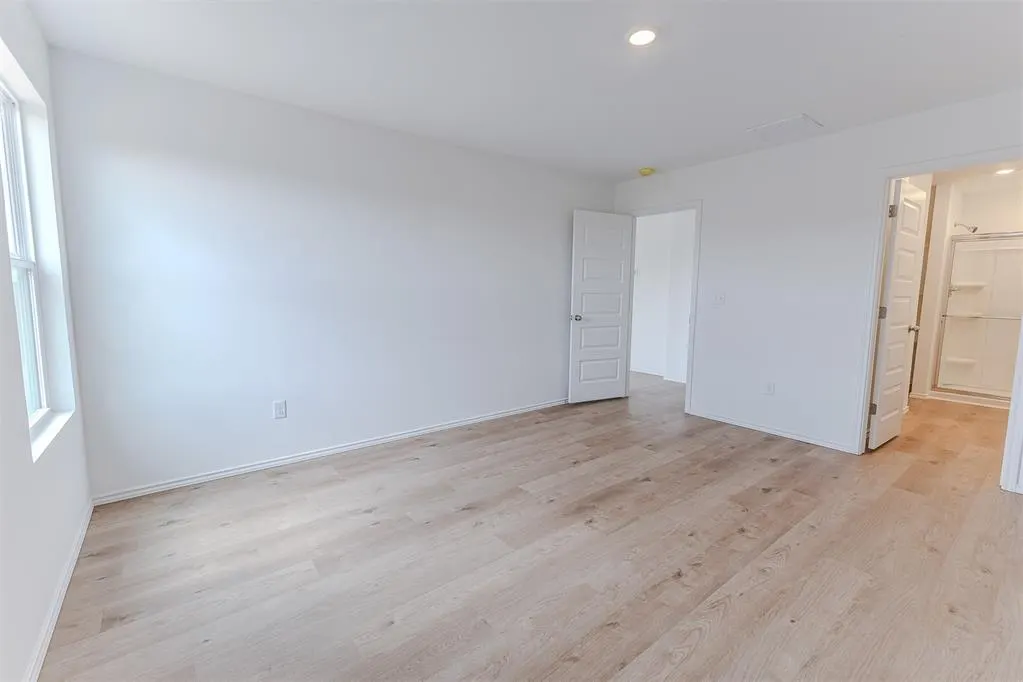 Photo 4 — 500 Creek Side Circle, Noble, OK 73068