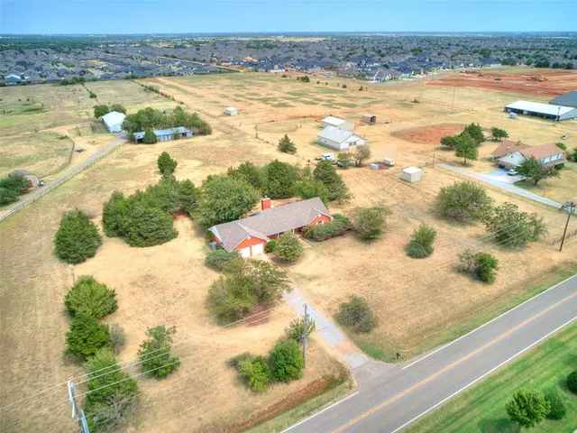 Photo 2 — 6601 NW 150th Street, Oklahoma City, OK 73142