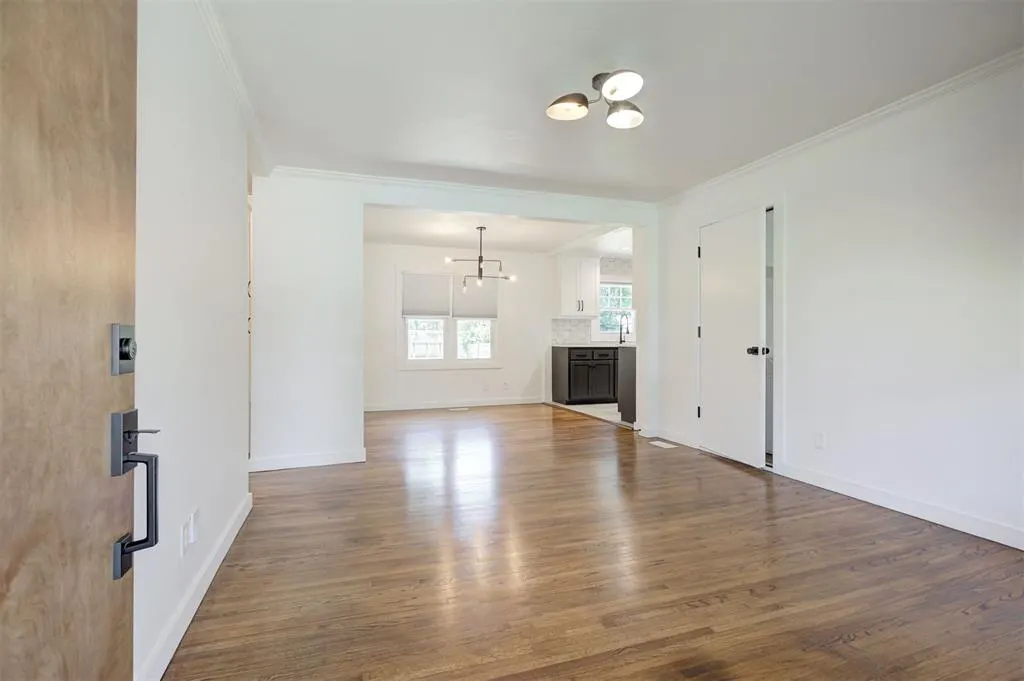 Photo 6 — 1908 Westchester Drive, Oklahoma City, OK 73120