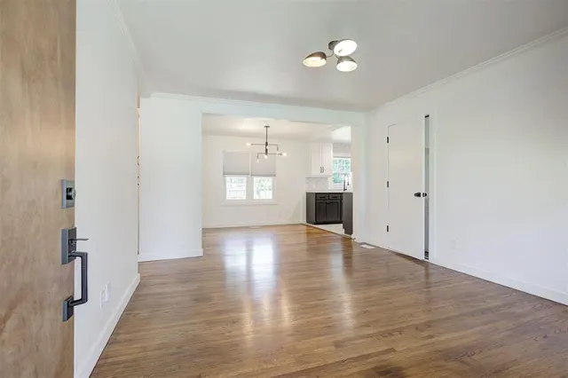 Photo 6 — 1908 Westchester Drive, Oklahoma City, OK 73120