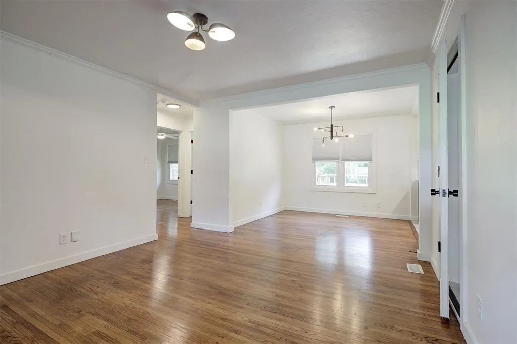 Photo 7 — 1908 Westchester Drive, Oklahoma City, OK 73120