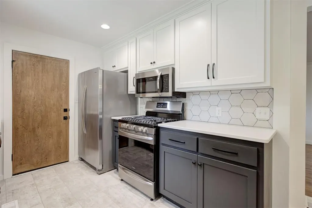 Photo 12 — 1908 Westchester Drive, Oklahoma City, OK 73120