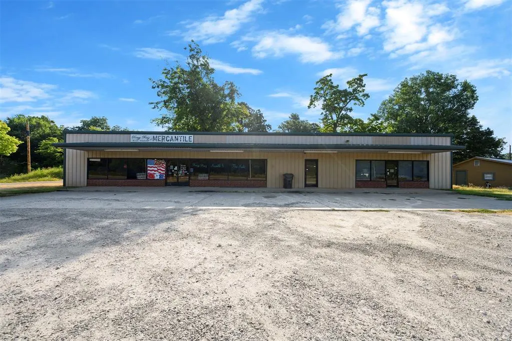 Front exterior — 712 NW Texas Street, Idabel, OK 74745
