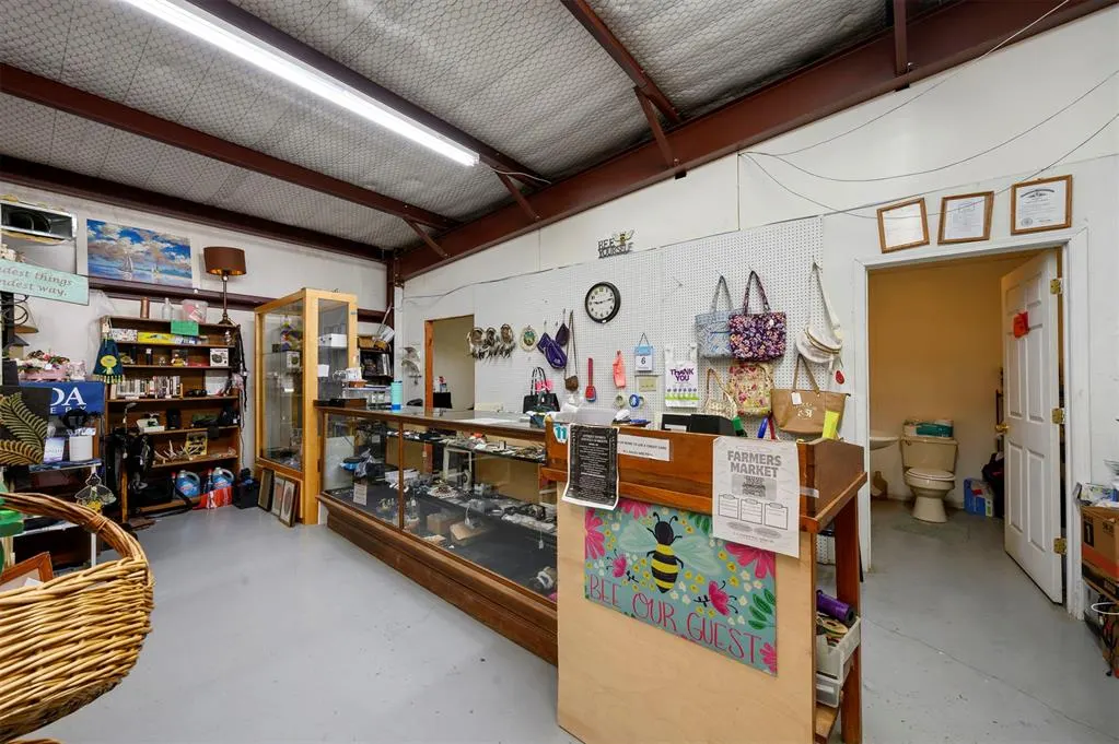 Photo 6 — 712 NW Texas Street, Idabel, OK 74745