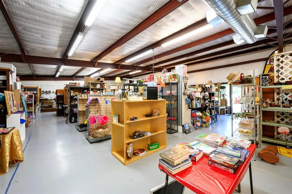 Photo 8 — 712 NW Texas Street, Idabel, OK 74745