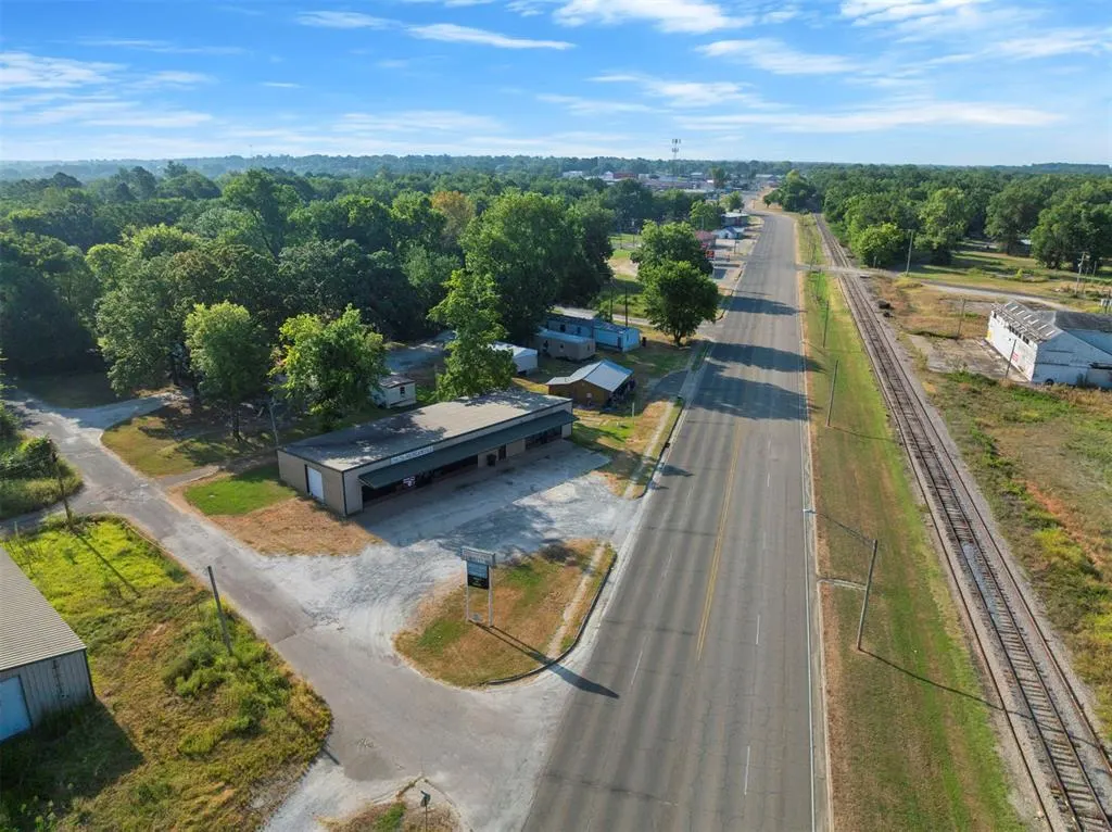 Photo 13 — 712 NW Texas Street, Idabel, OK 74745