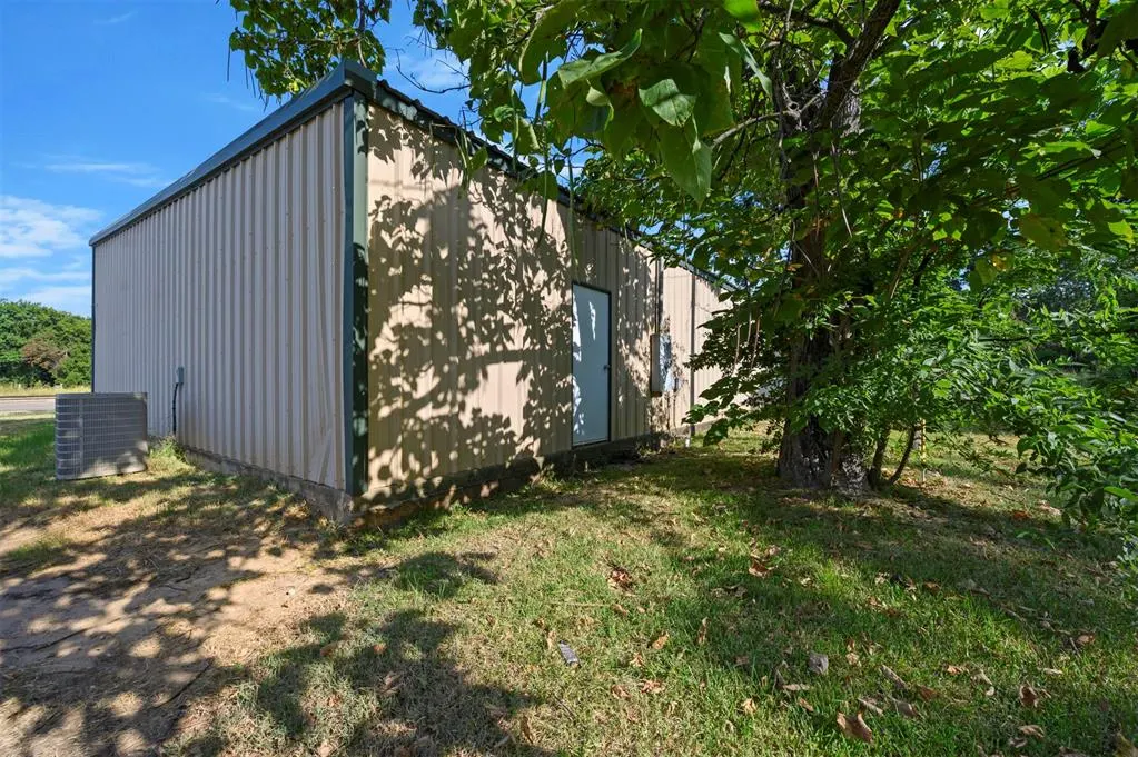 Photo 17 — 712 NW Texas Street, Idabel, OK 74745