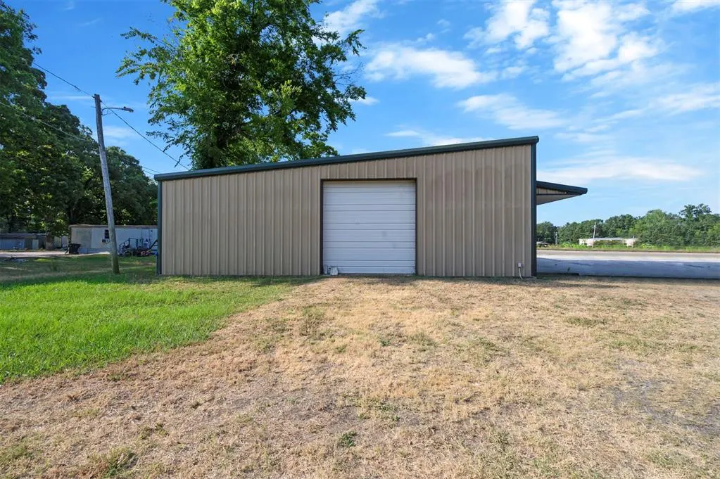 Photo 19 — 712 NW Texas Street, Idabel, OK 74745