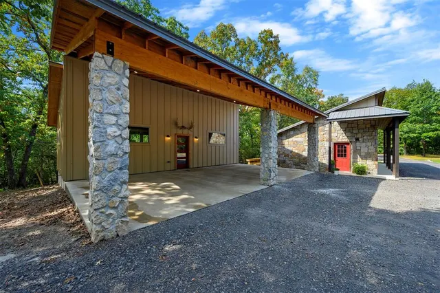 Photo 3 — 116 Raintree Road, Broken Bow, OK 74728