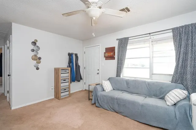 Photo 6 — 1504 Lawton, Moore, OK 73160