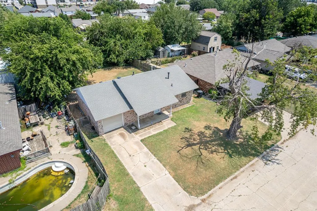 Photo 26 — 1504 Lawton, Moore, OK 73160