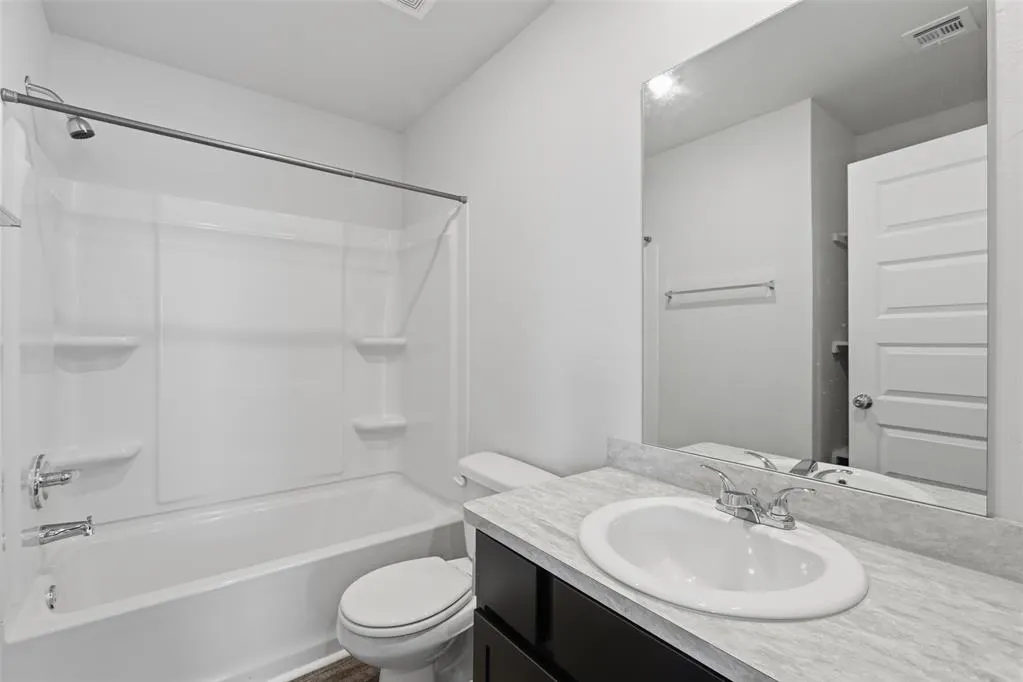 Photo 25 — 11832 NW 94th Street, Yukon, OK 73099