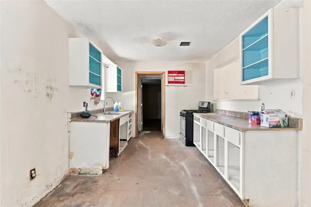 Photo 6 — 7449 NW 6th Terrace, Oklahoma City, OK 73127