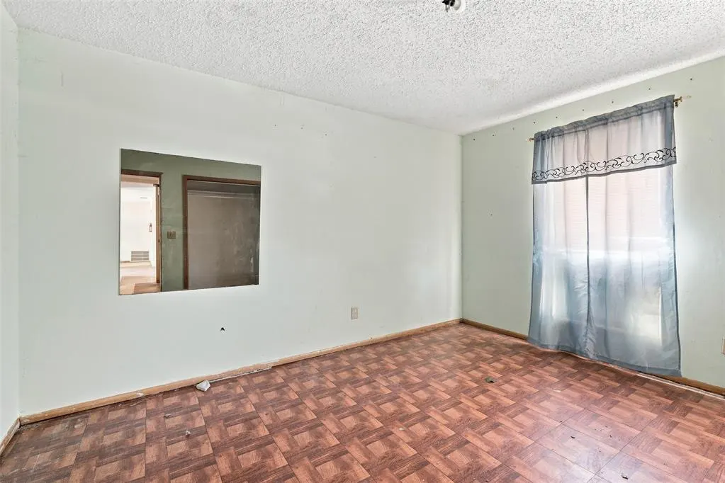 Photo 16 — 7449 NW 6th Terrace, Oklahoma City, OK 73127