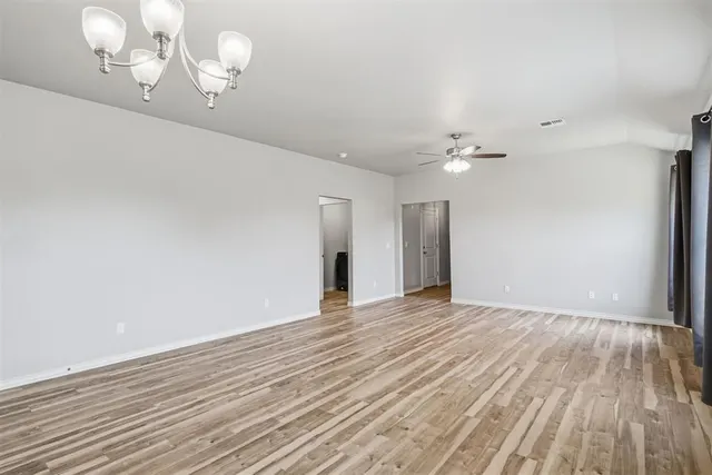 Photo 8 — 1513 Avalon Drive, Altus, OK 73521