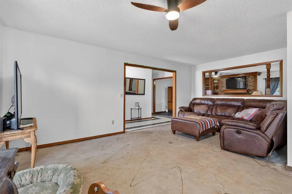 Photo 8 — 8324 NW 111th Terrace, Oklahoma City, OK 73162