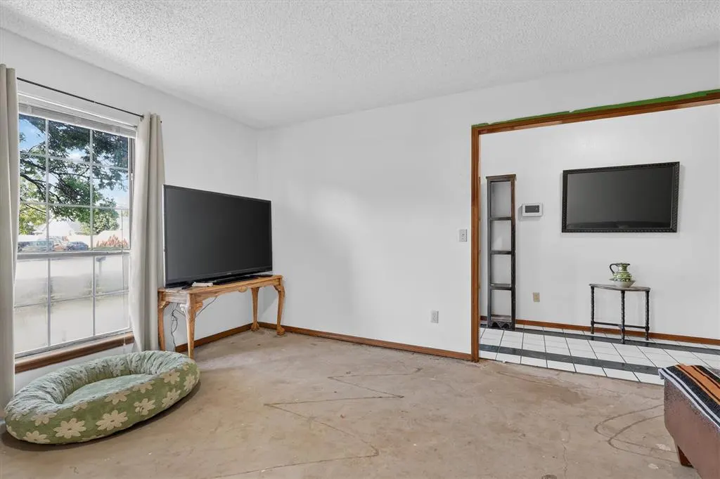 Photo 9 — 8324 NW 111th Terrace, Oklahoma City, OK 73162