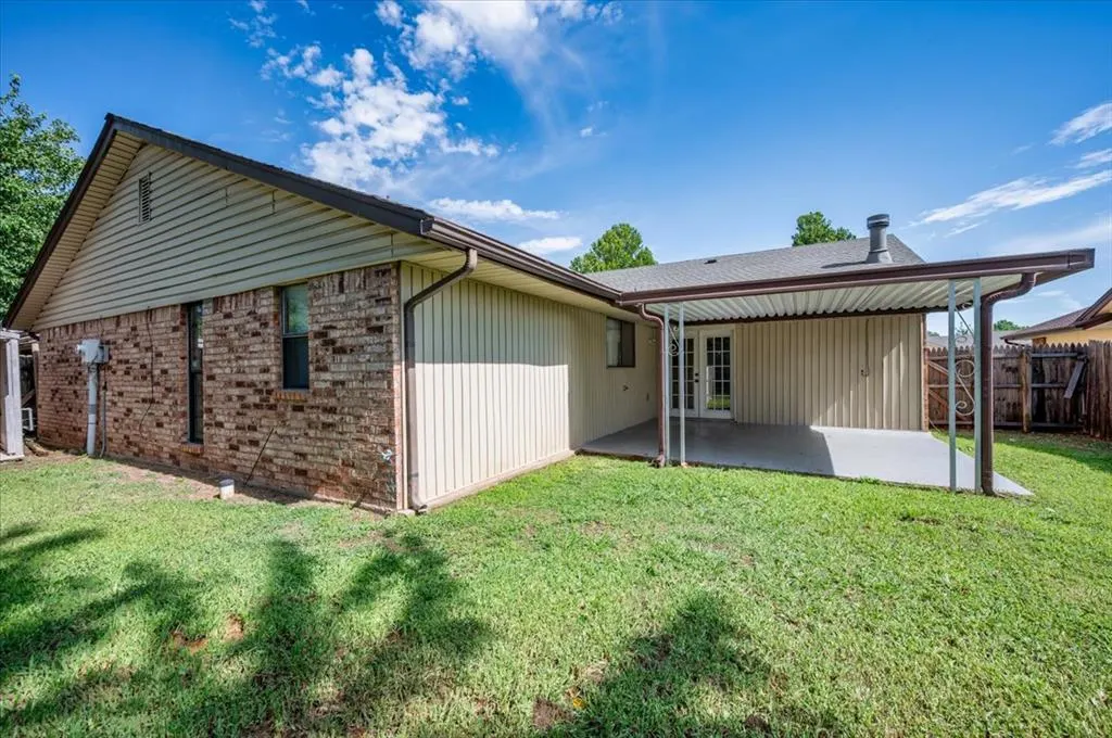 Photo 7 — 8304 NW 112th Street, Oklahoma City, OK 73162
