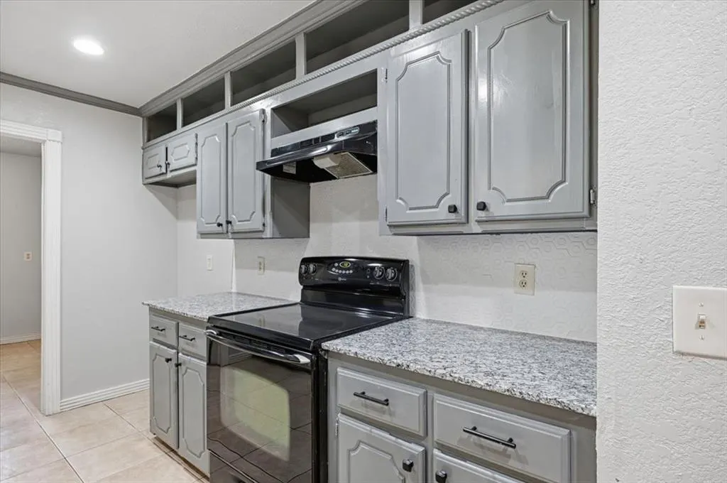 Photo 21 — 8304 NW 112th Street, Oklahoma City, OK 73162