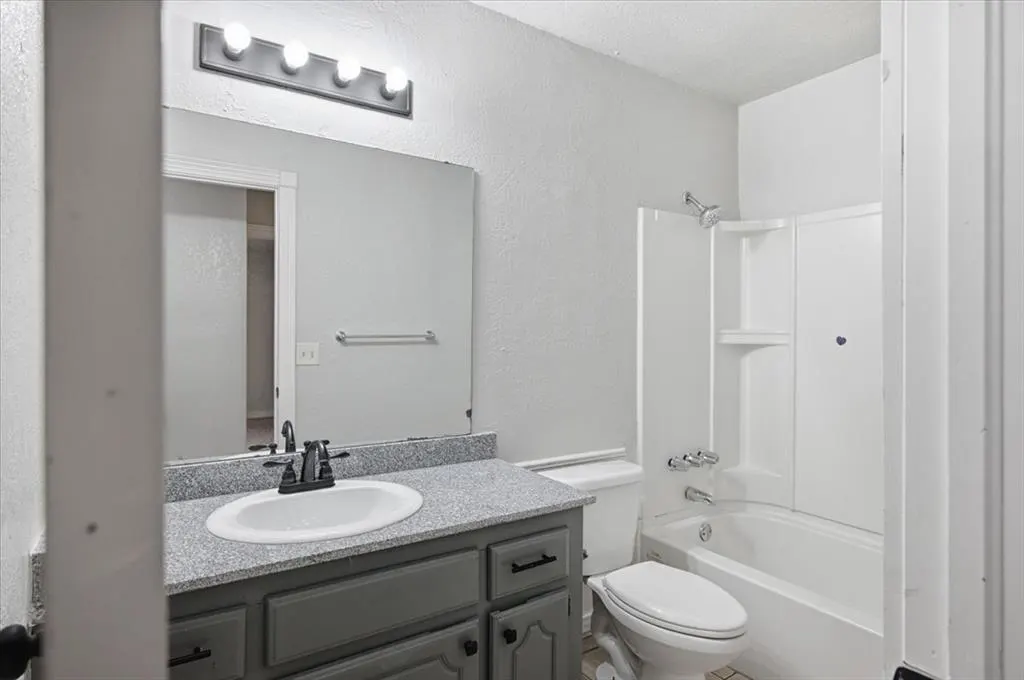 Photo 30 — 8304 NW 112th Street, Oklahoma City, OK 73162