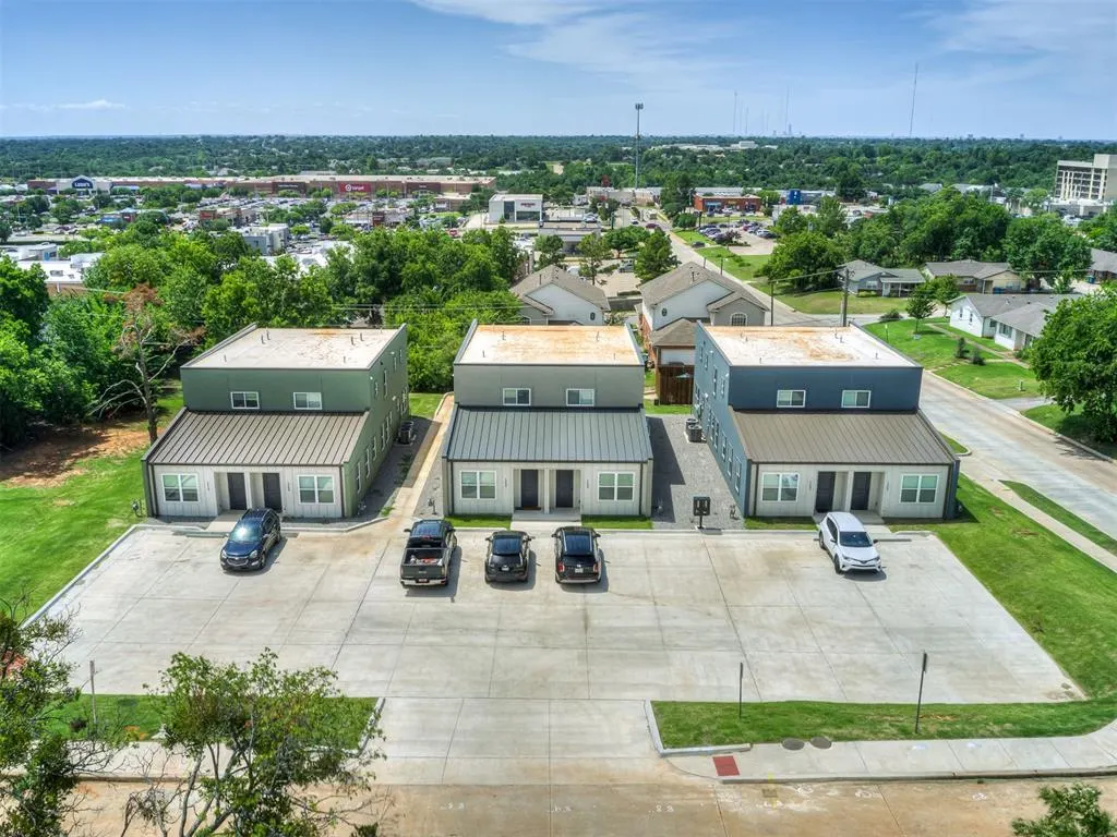 Front exterior — 1100 E Hurd Street, Edmond, OK 73034