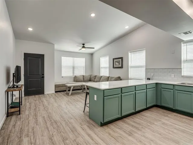 Photo 3 — 1100 E Hurd Street, Edmond, OK 73034