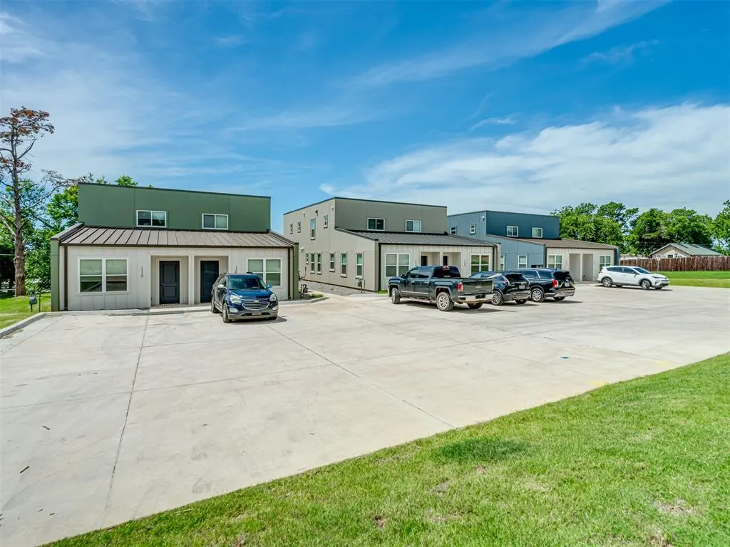Photo 42 — 1100 E Hurd Street, Edmond, OK 73034