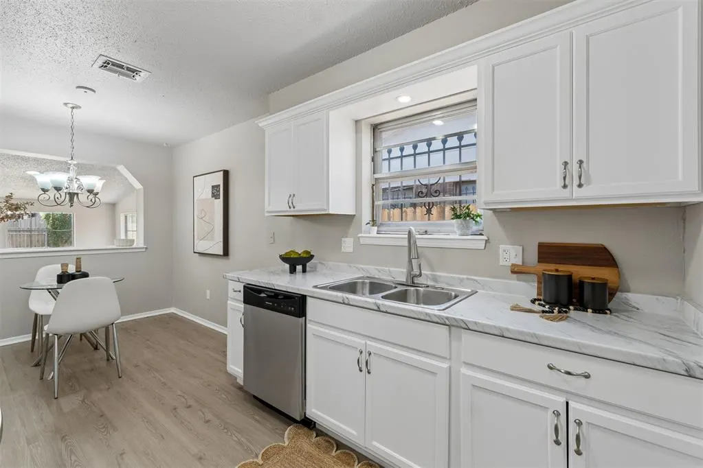 Photo 12 — 7412 NW 5th Terrace, Oklahoma City, OK 73127