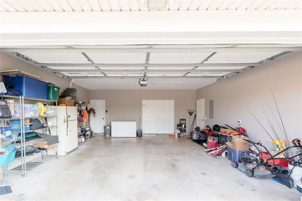 Photo 24 — 200 E Tenth Street, Leedey, OK 73654