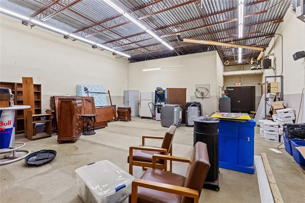 Photo 23 — 222 W Tom Stafford Street, Weatherford, OK 73096