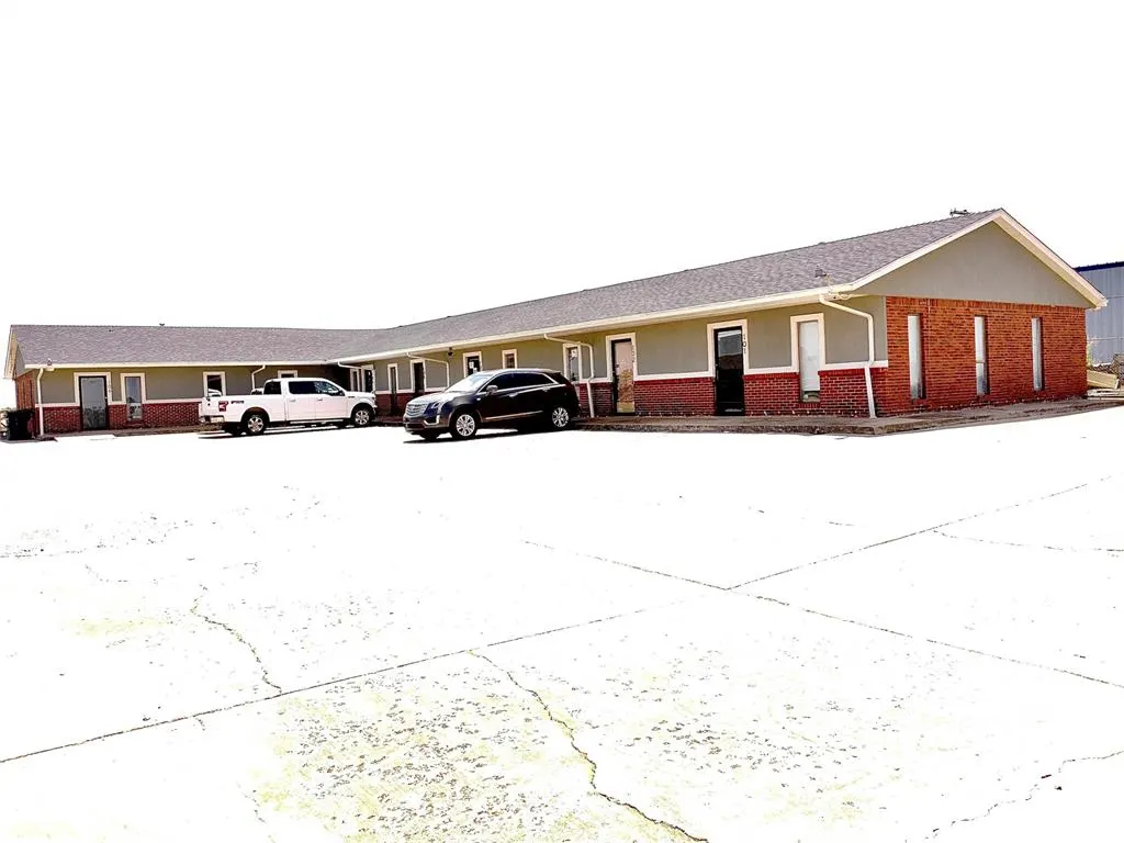 Photo 9 — 7030 W Wilshire Boulevard, Oklahoma City, OK 73132