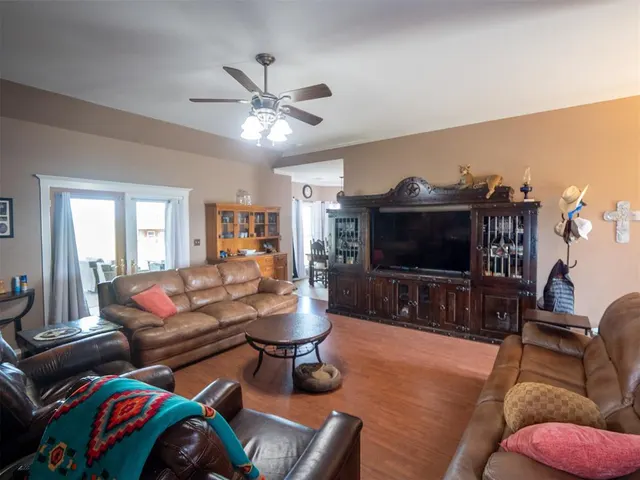 Photo 6 — 11490 Ns 3540 Road, Prague, OK 74864