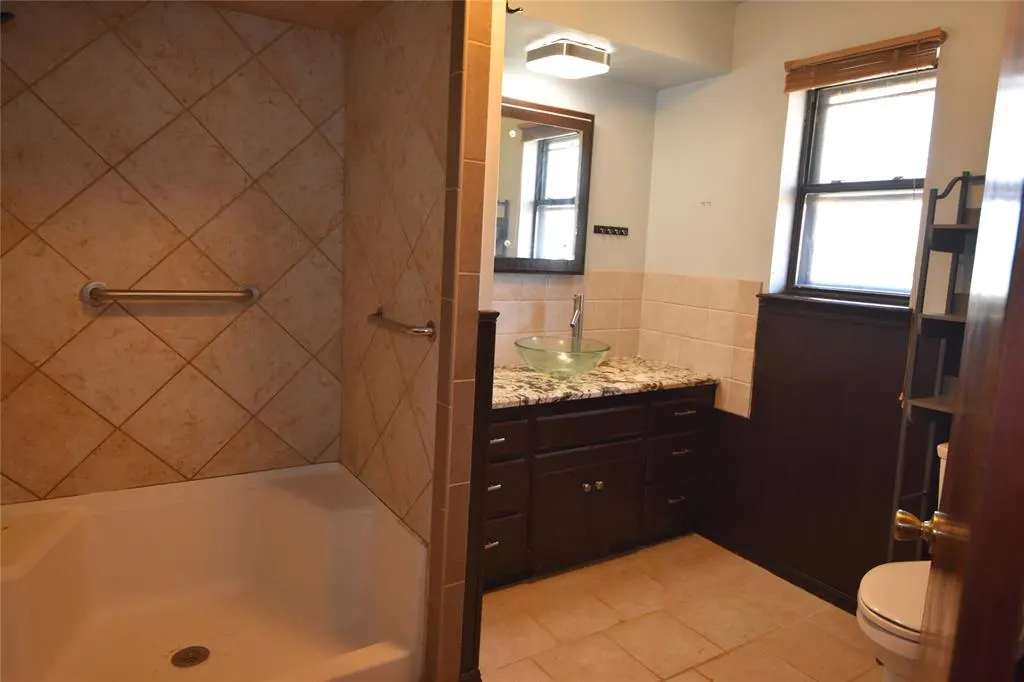 Photo 15 — 5501 N Post Road, Guthrie, OK 73044