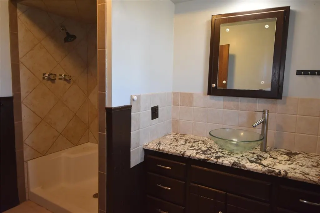 Photo 17 — 5501 N Post Road, Guthrie, OK 73044