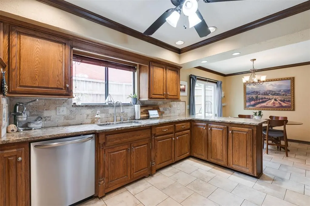 Photo 22 — 412 Timber Ridge Road, Edmond, OK 73034
