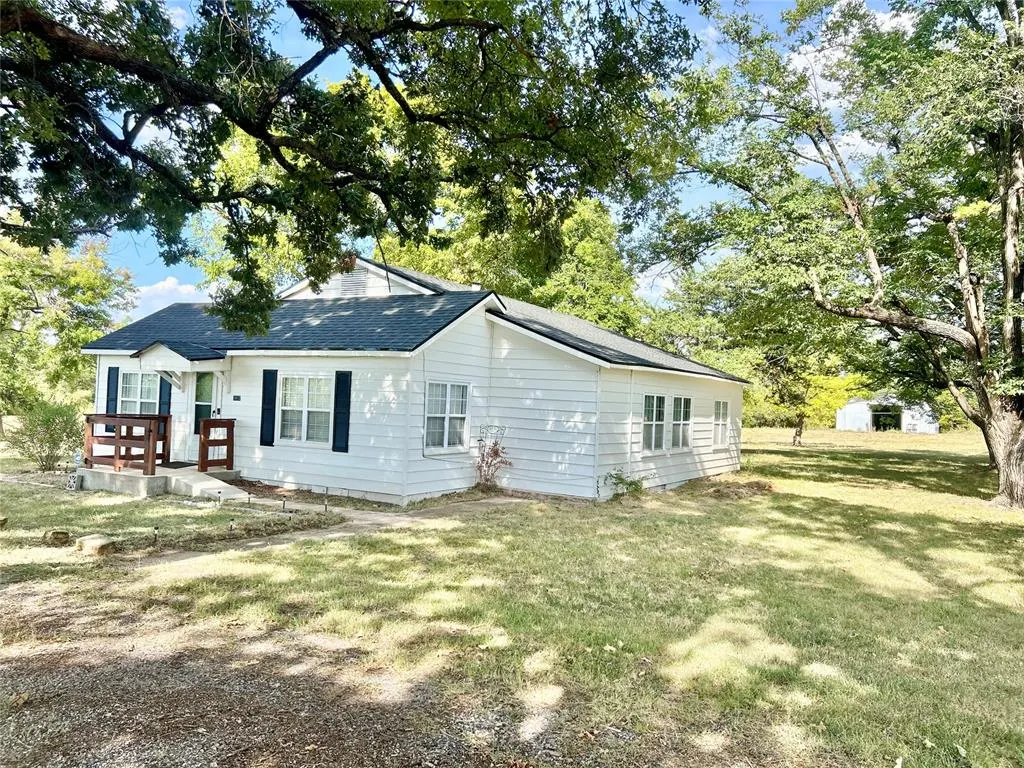 Photo 3 — 3412 N Mississippi Avenue, Ada, OK 74820