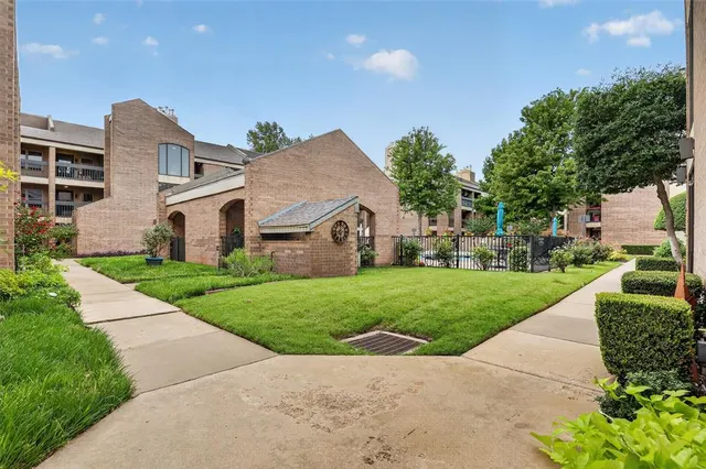 Photo 2 — 600 NW 4th Street 104N, Oklahoma City, OK 73102