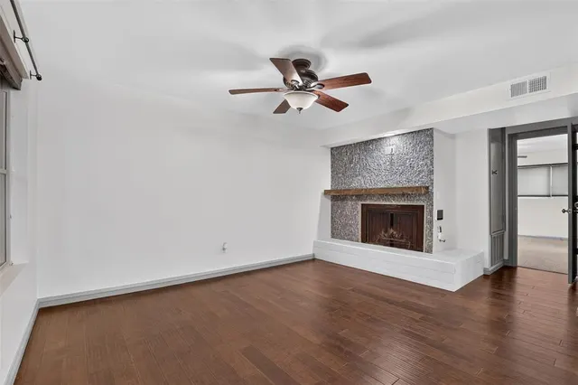 Photo 8 — 600 NW 4th Street 104N, Oklahoma City, OK 73102