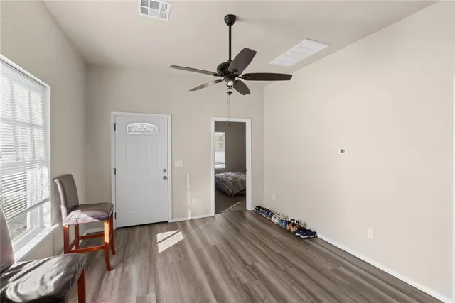 Photo 7 — 1326 NW 6th Street 1326 and 1328, Oklahoma City, OK 73106